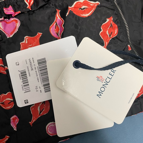 MONCLER VEST FOR WOMEN - Picture 2 of 4